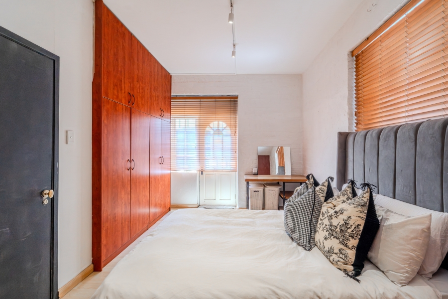 2 Bedroom Property for Sale in Gardens Western Cape